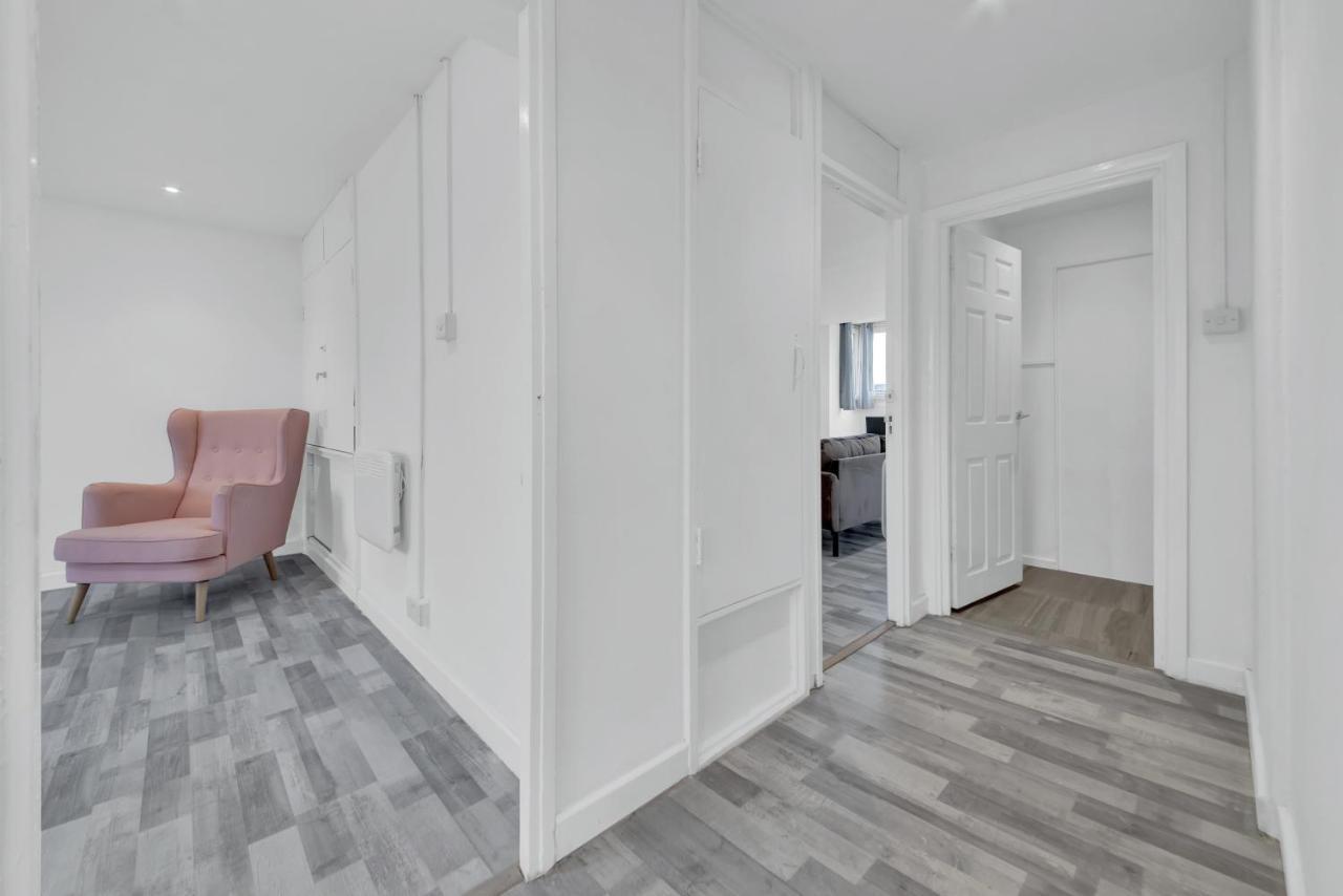 Suites By Rehoboth - Overcomers- Deptford London Exterior photo