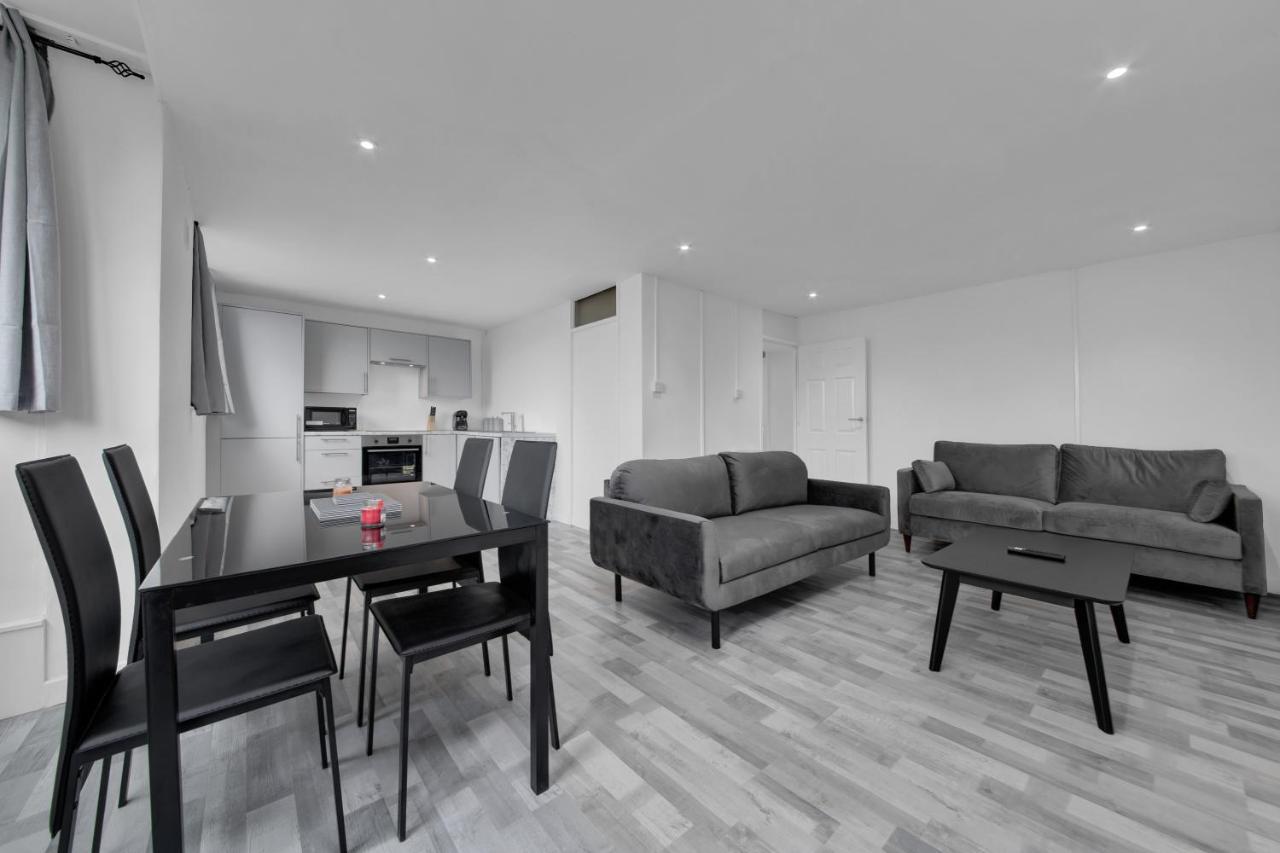 Suites By Rehoboth - Overcomers- Deptford London Exterior photo